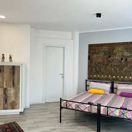 Affittacamere La Del Testa Matta Travedona